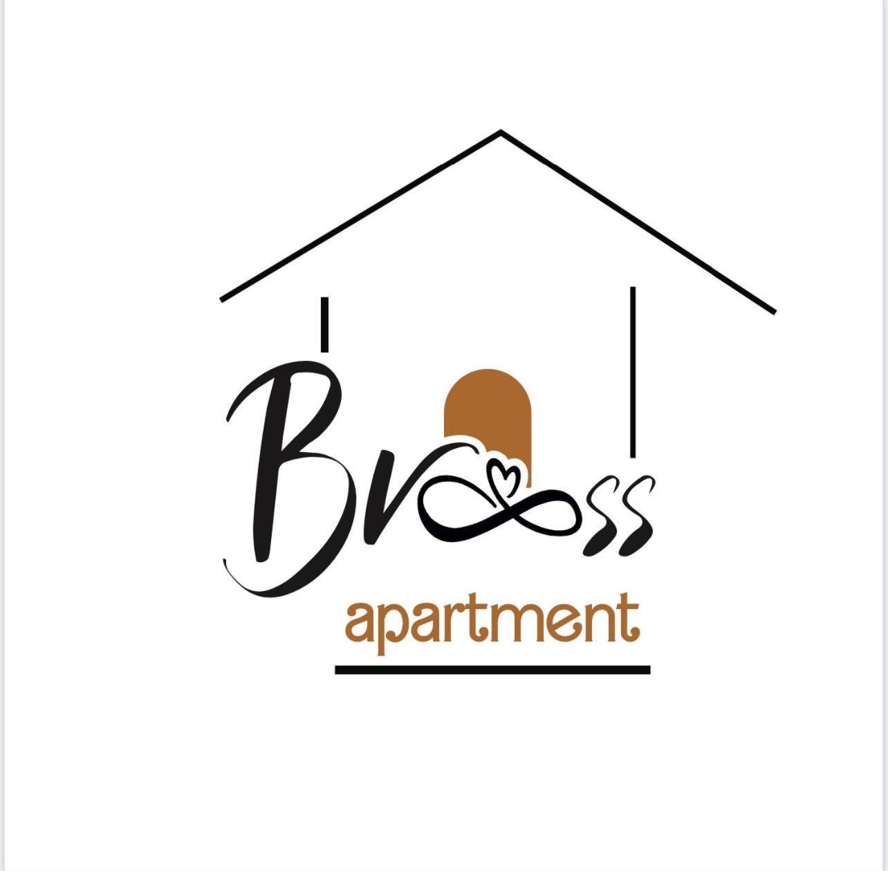 Bross Apartament 萨莱诺 外观 照片