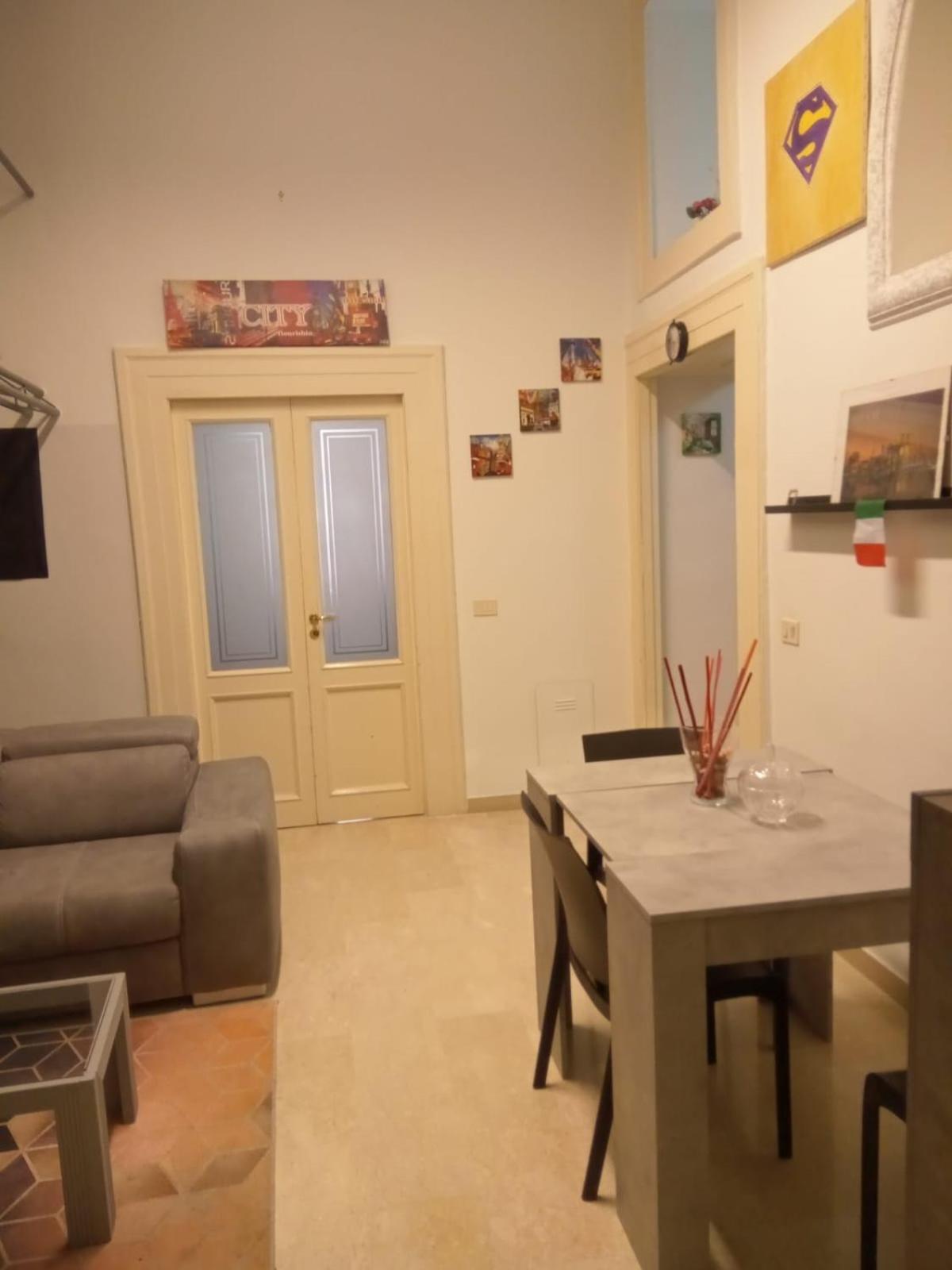 Bross Apartament 萨莱诺 外观 照片